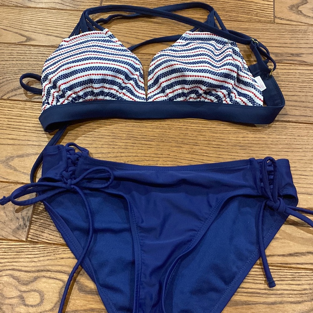 swim suit